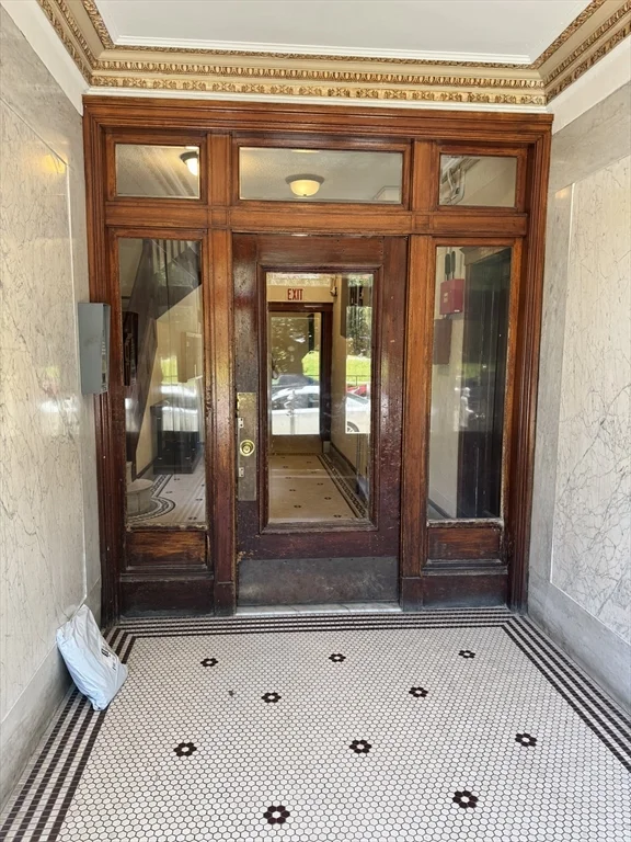 24 Sidlaw Rd, Brighton