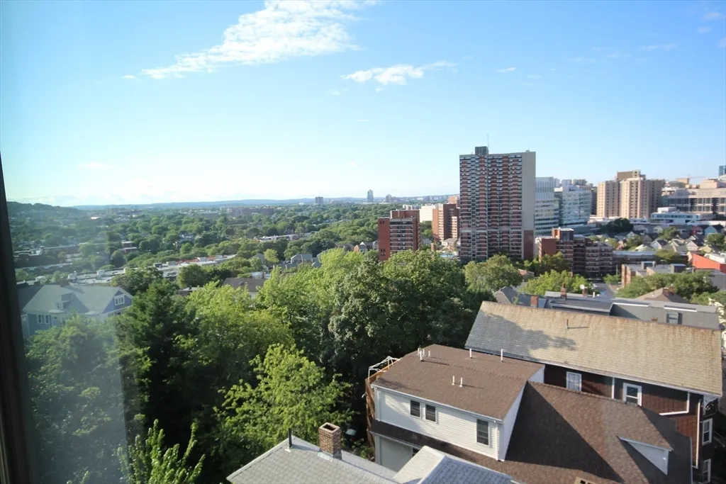 70 Parker Hill Ave, Mission Hill