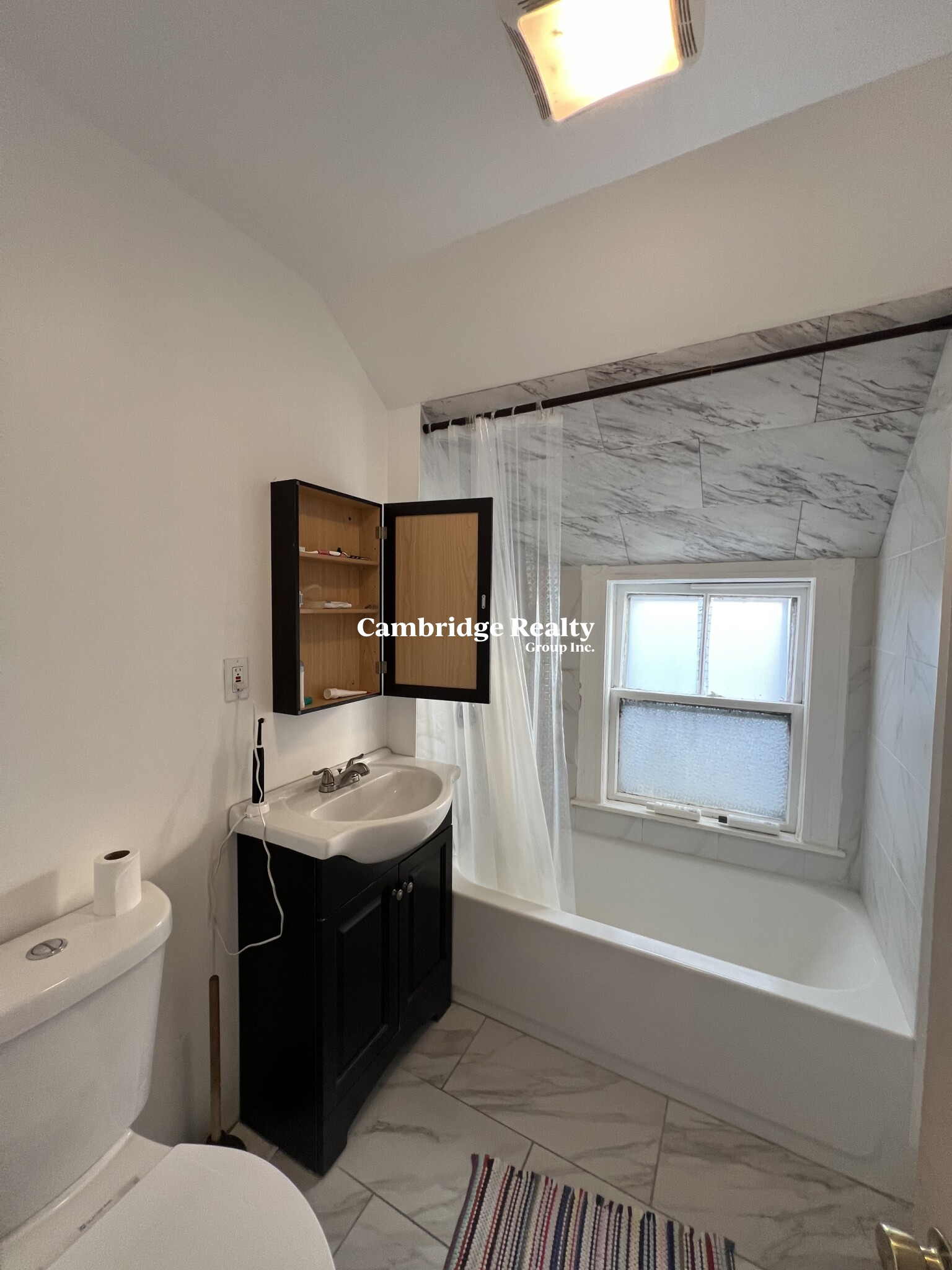 17 Princeton St, South Medford