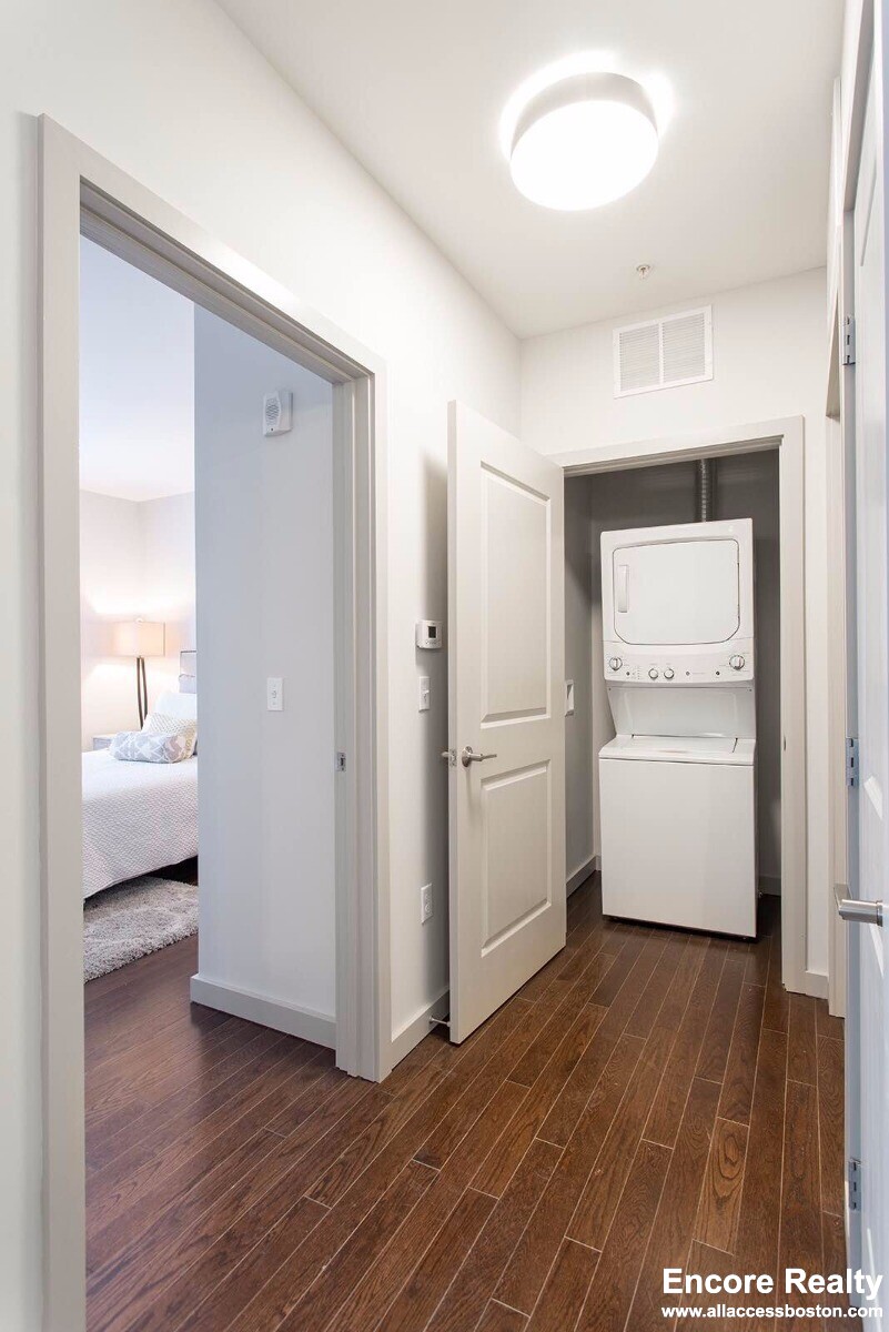 45 Marion St, Coolidge Corner