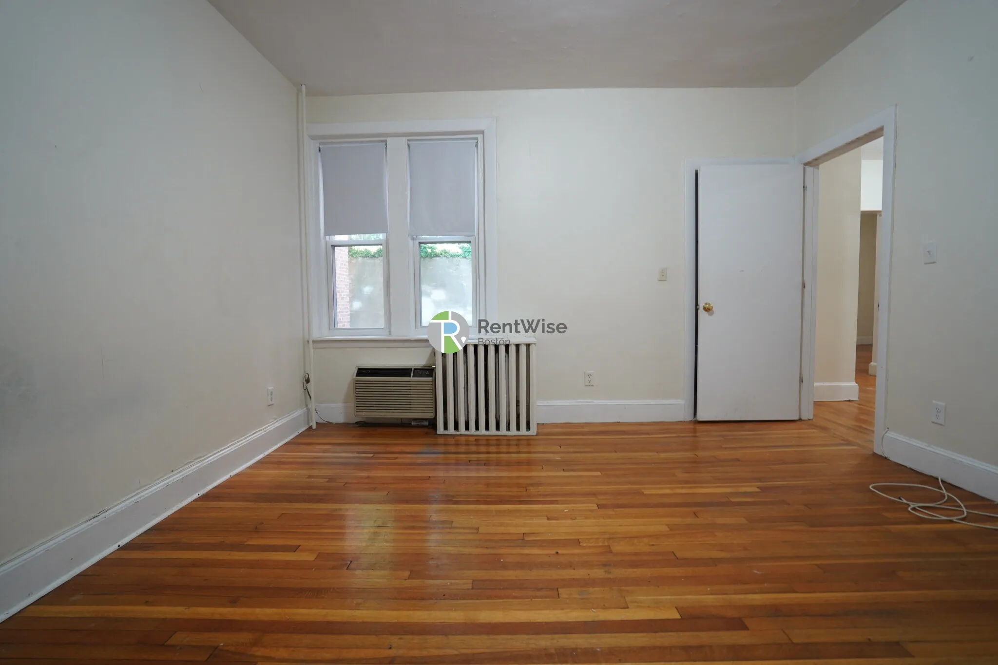 33 Lancaster Ter, Corey Hill