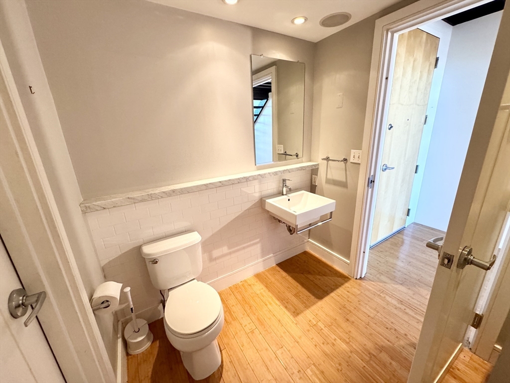 156 Porter, East Boston