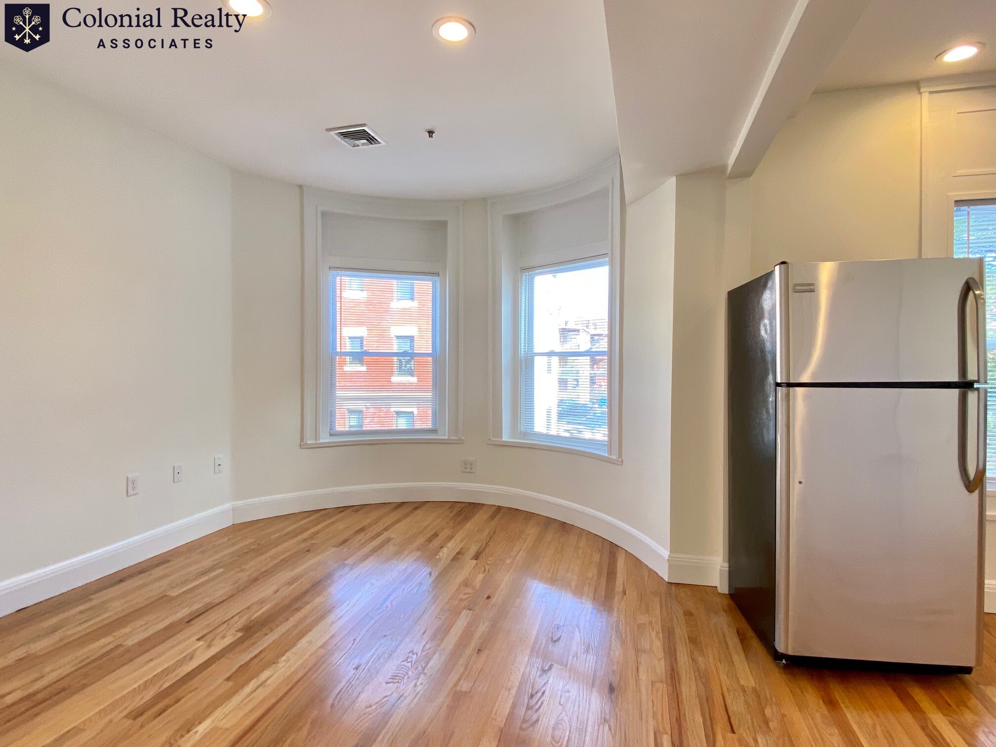 10 Brainerd Rd, Allston