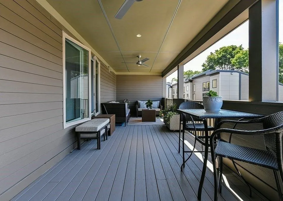 405 West First, South Boston