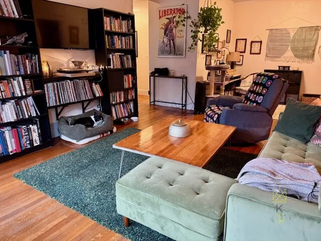 1957 Commonwealth Ave, Brighton