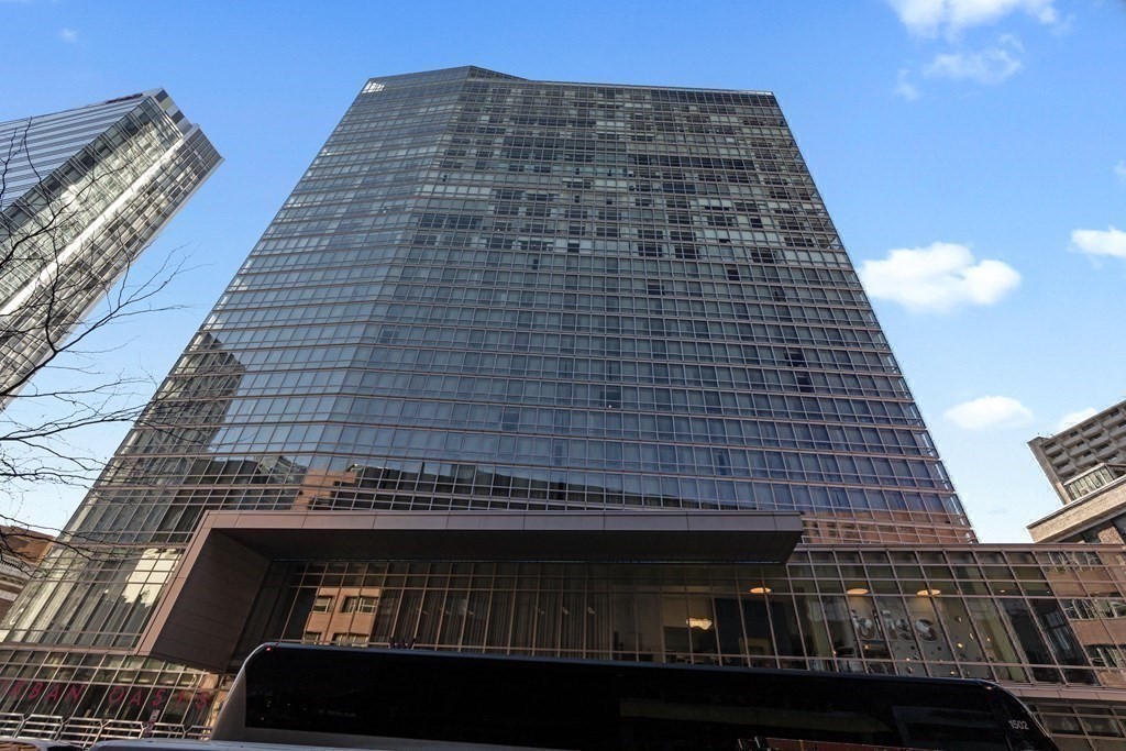 110 Stuart St, Downtown