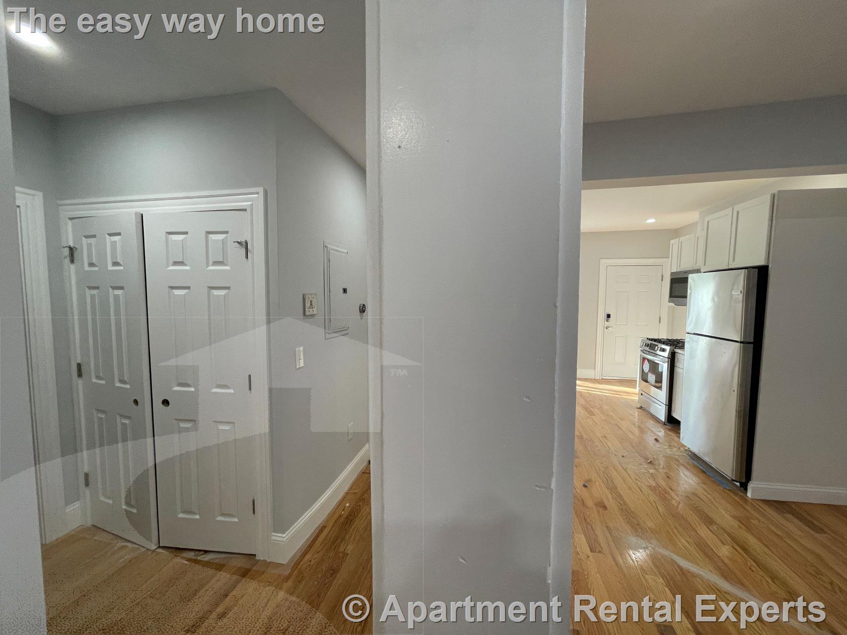 372 Oxford St, Porter Square