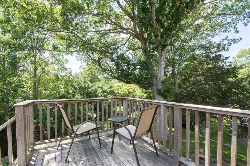 1A Roc Fall Rd, Hingham