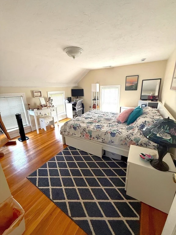 6 Skillings, Winchester