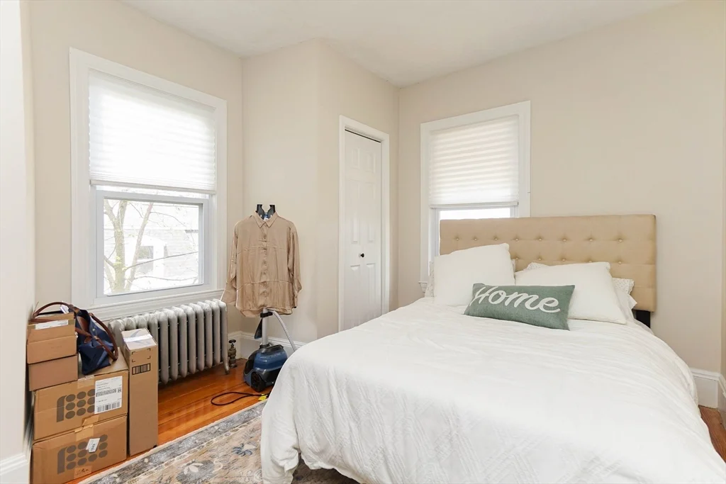 51 Main St, Winter Hill