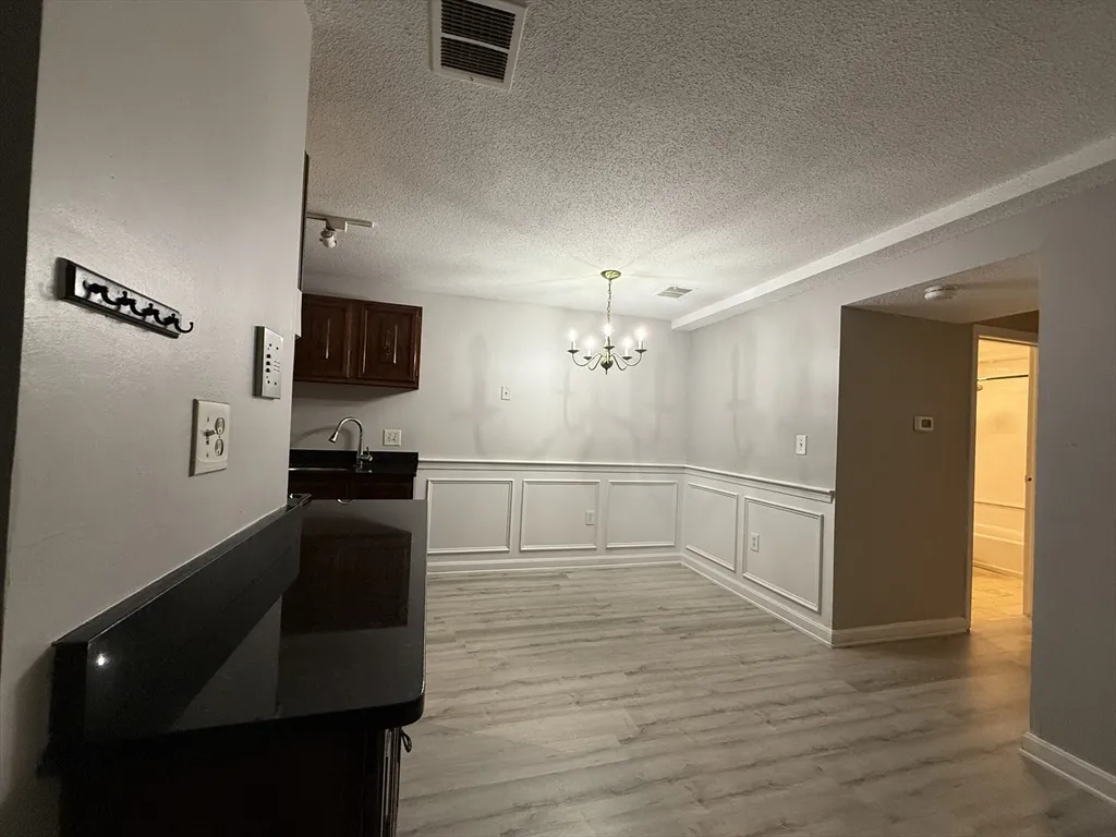 34 Walden Dr, Natick