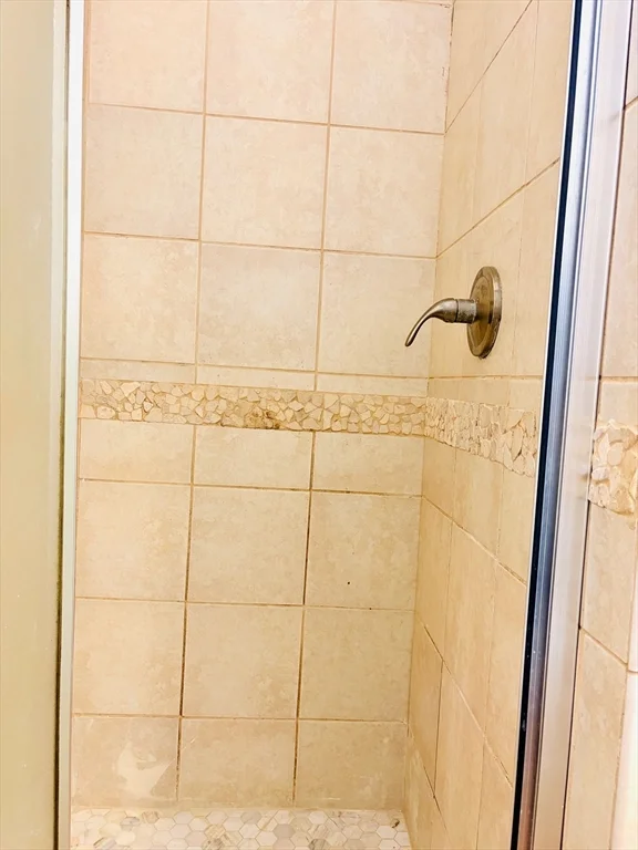 178 Bates Rd, Brockton