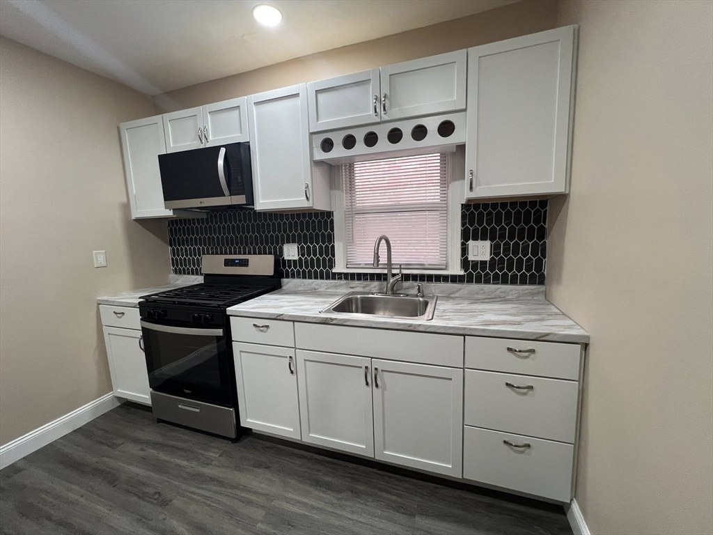 4-6 Greendale Rd, Boston