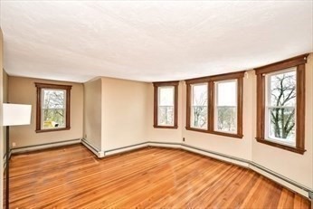 235 Fairmount Ave, Hyde Park