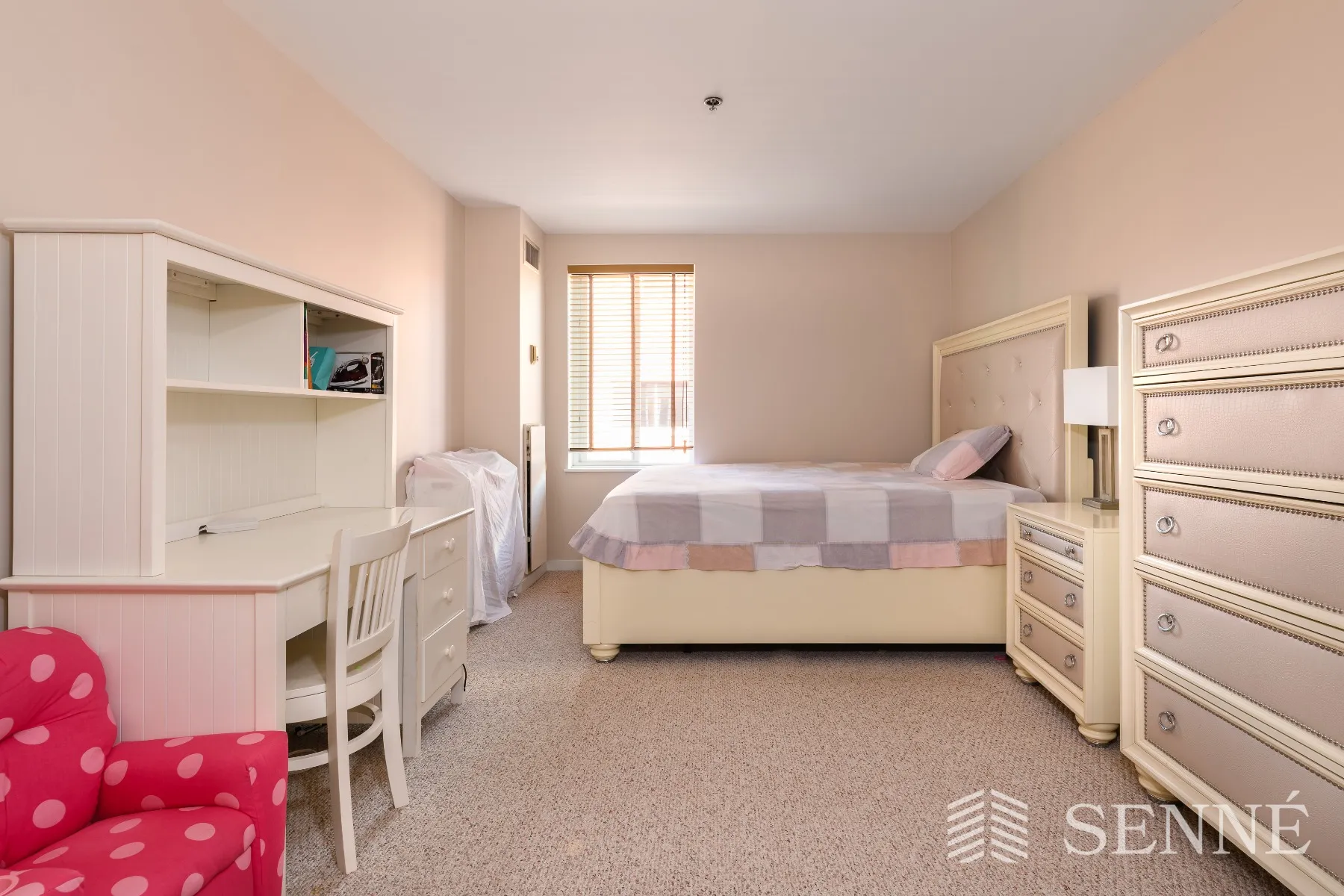 950 Massachusetts Ave, Harvard Square