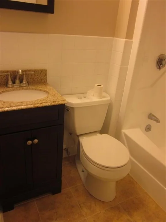 202 W 9th, South Boston