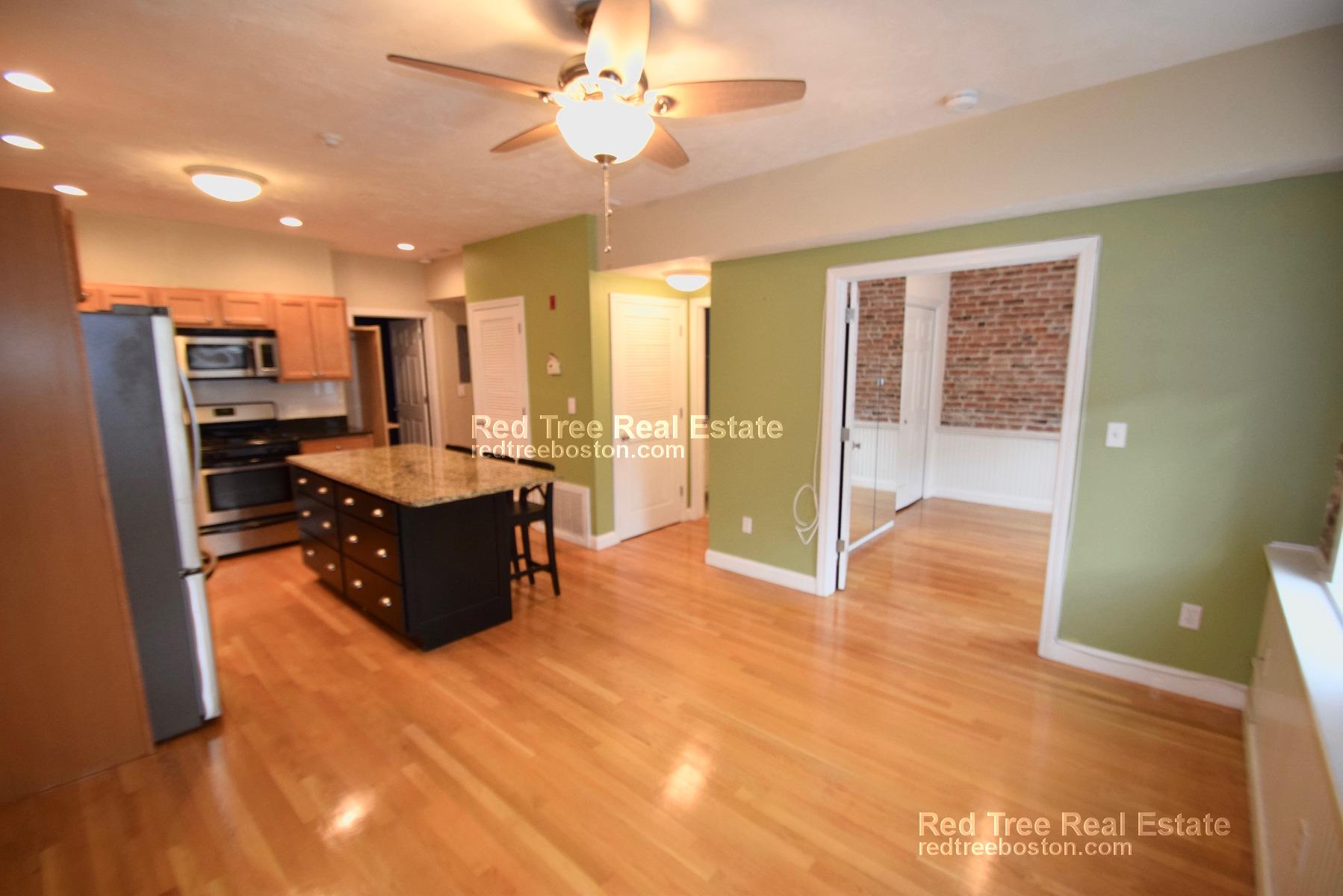 172 Cottage St, East Boston