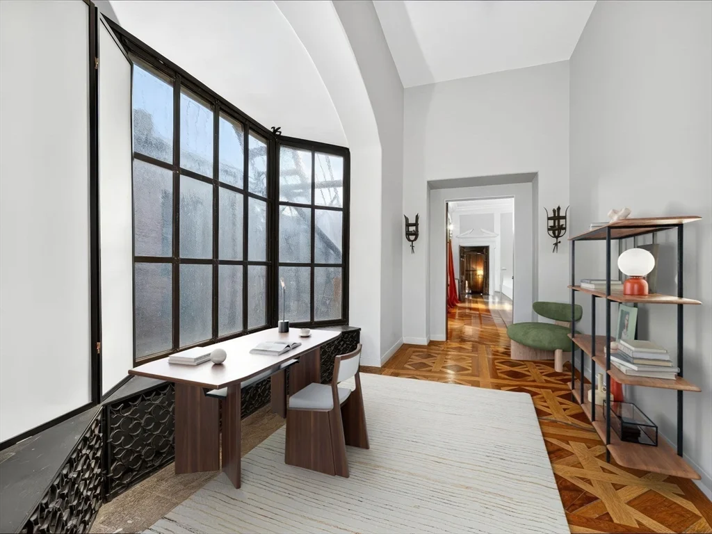 93 Beacon St, Beacon Hill