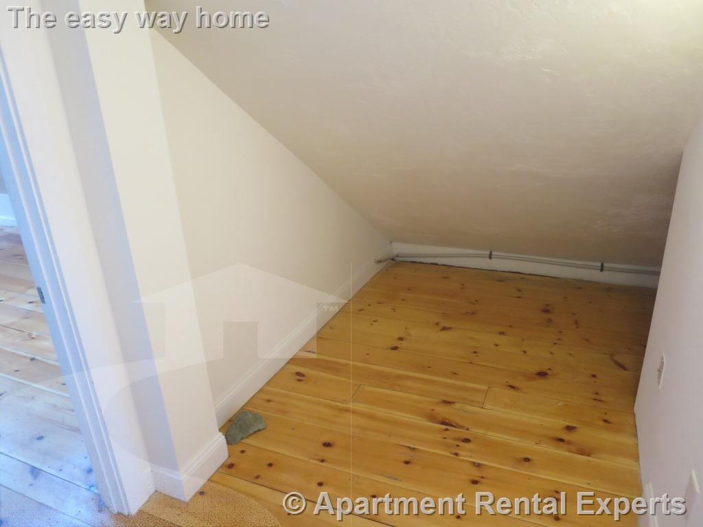 23 Lowell St, Porter Square