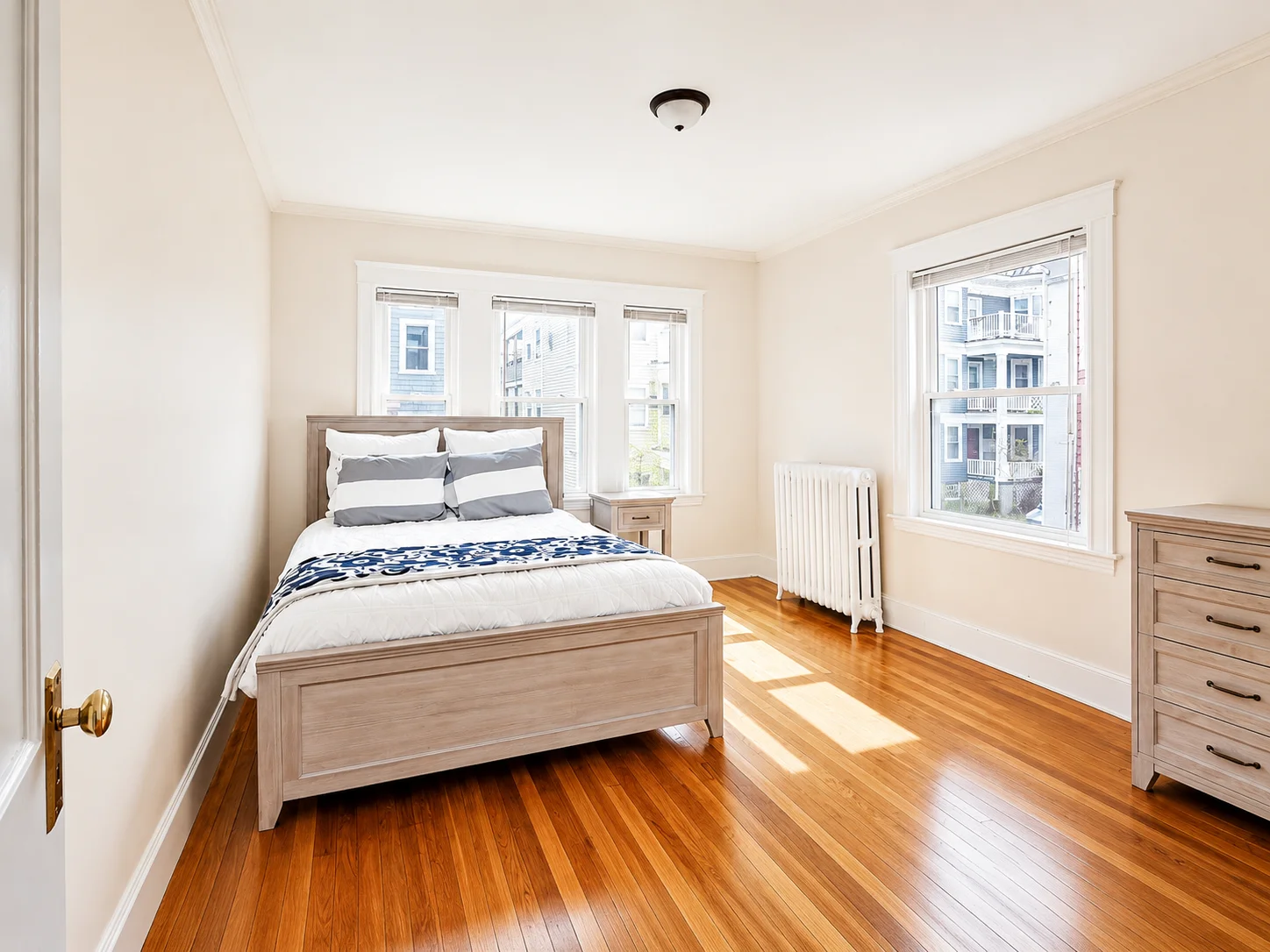 83 Parkton Rd, Jamaica Plain