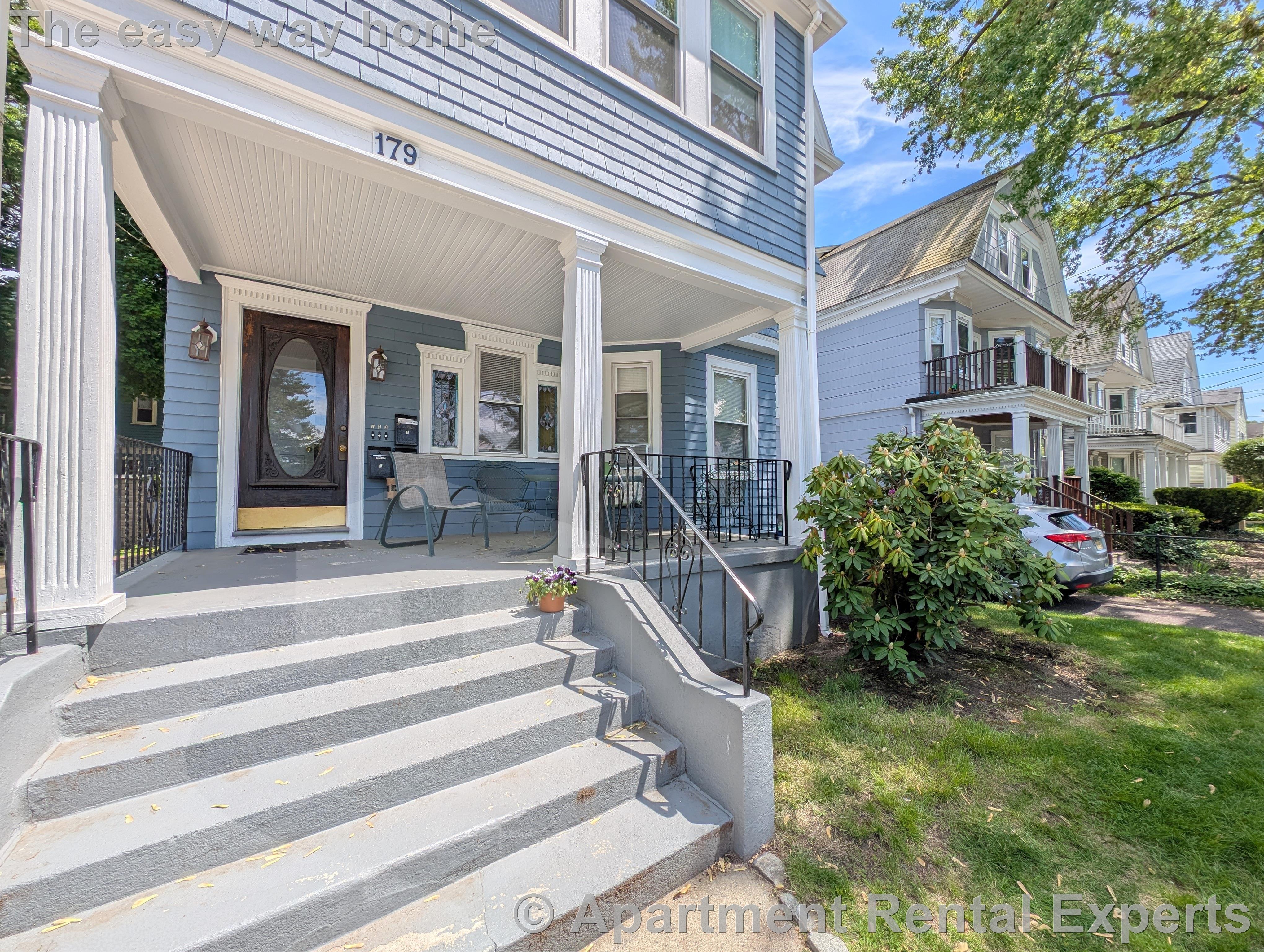 179 College Ave, Davis Square