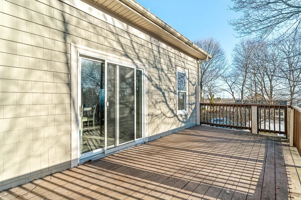 11 Symonds St, Salem