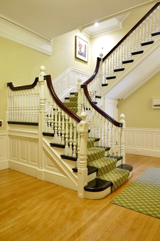 404 Marlborough St, Back Bay