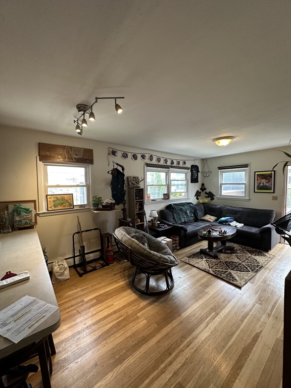 8 Newton St, Brighton