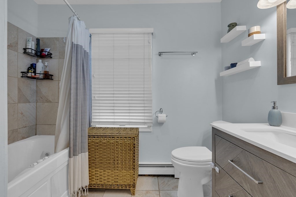 269 Bolton St, South Boston