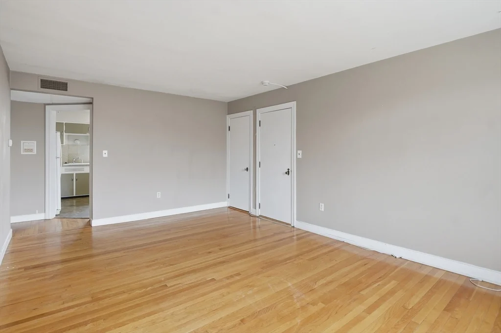 20 Ashland St, Worcester