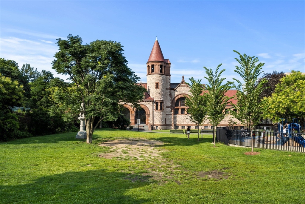 107 Ellery St, Harvard Square