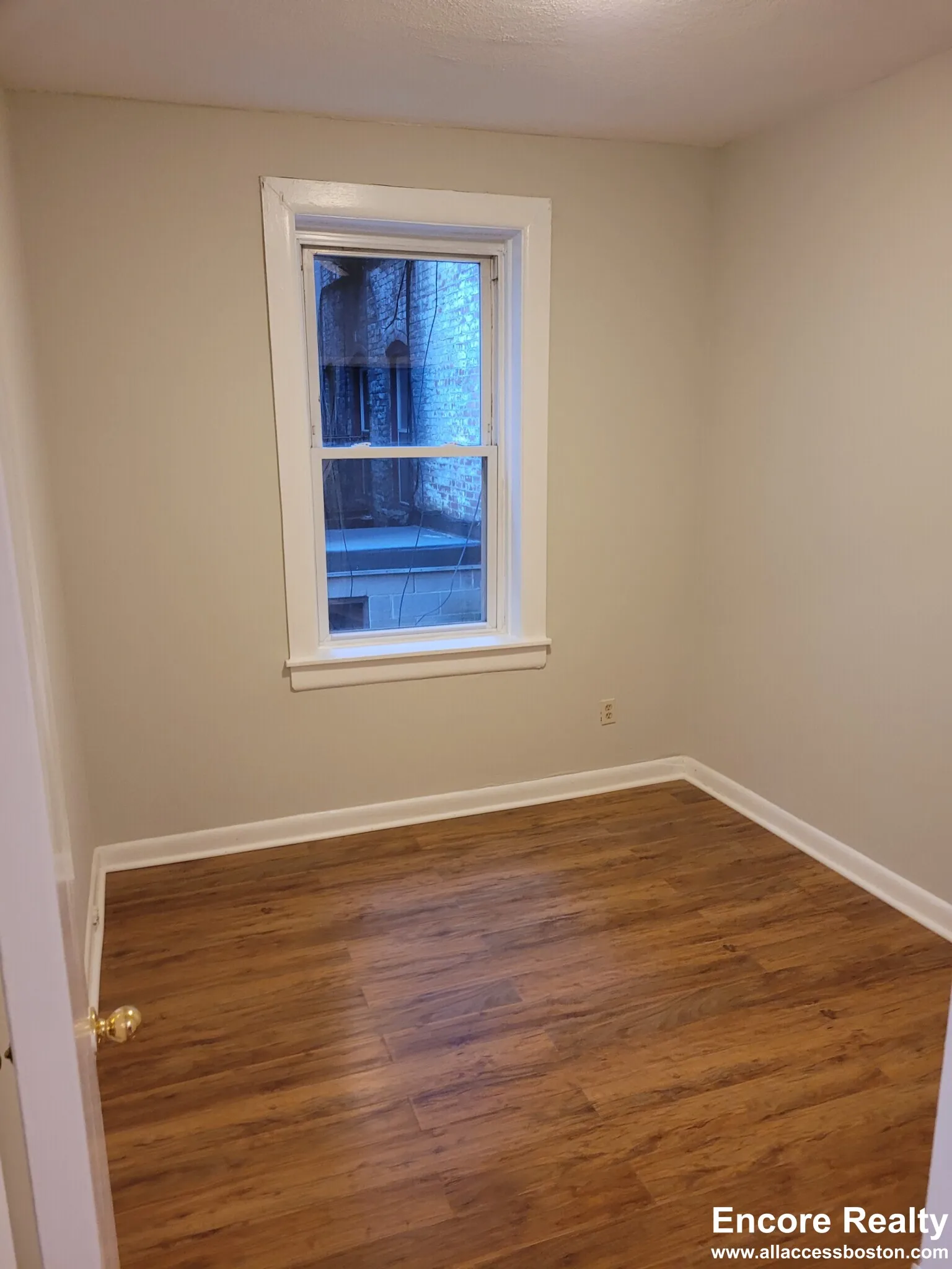 145 Endicott St, North End