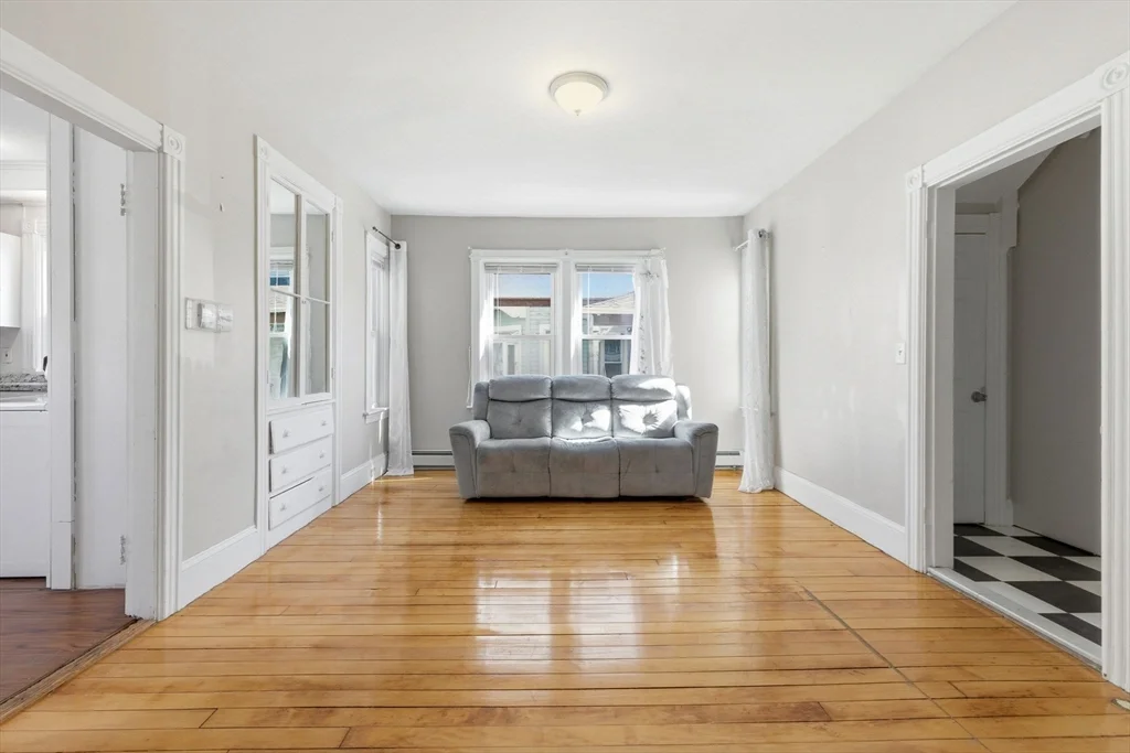 21 John St, Attleboro