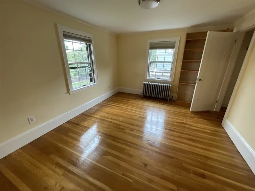 23 Richardson Rd, Belmont