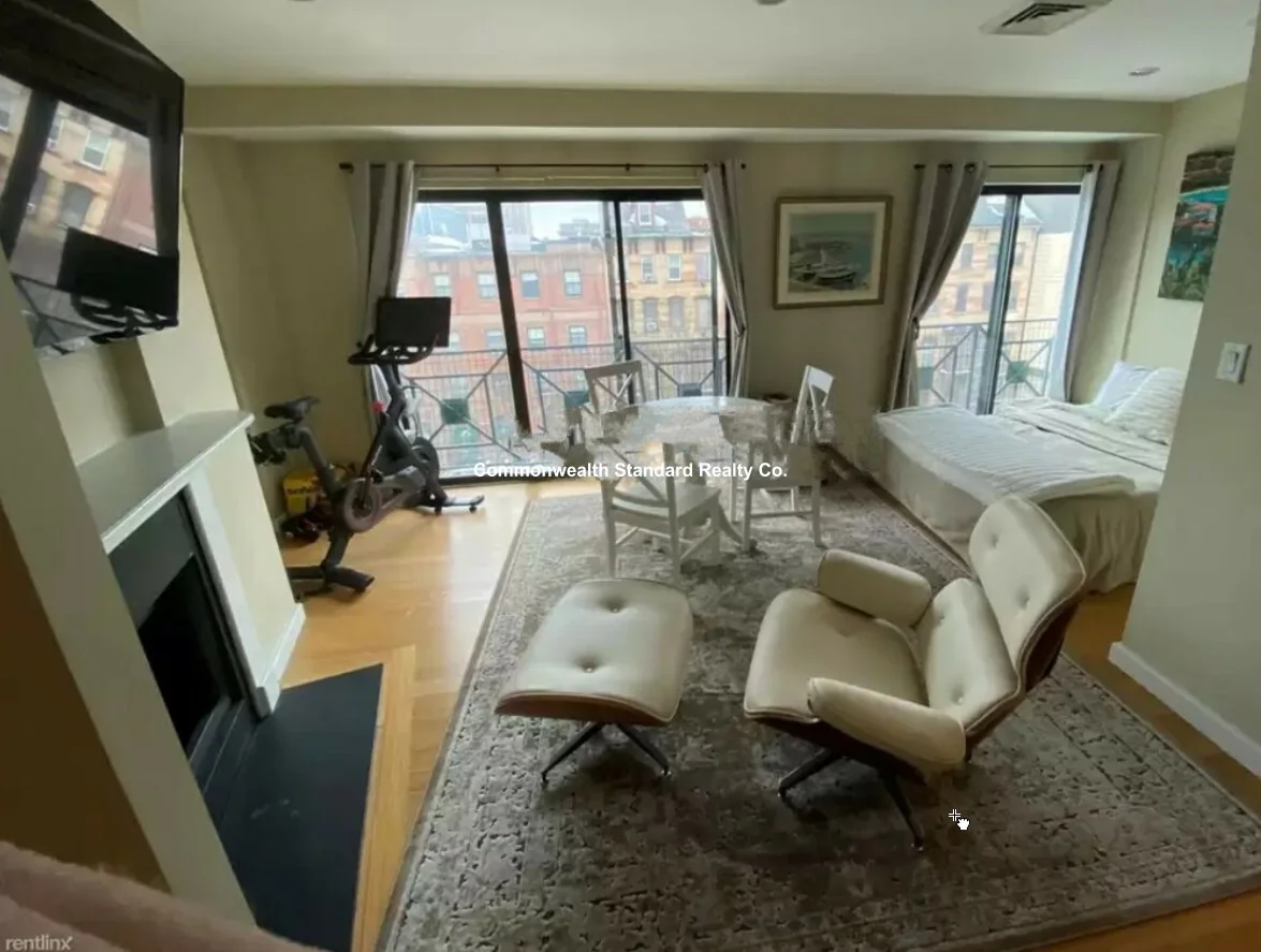 1661-1663 Washington St, South End