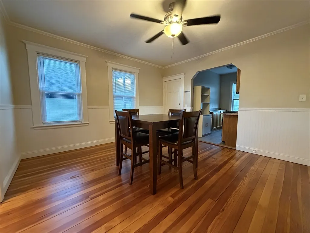 320 Wood St, New Bedford