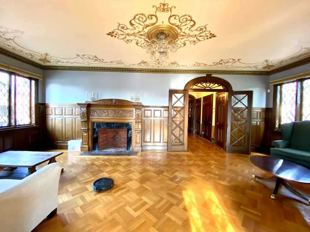 2 Arden Rd, Watertown