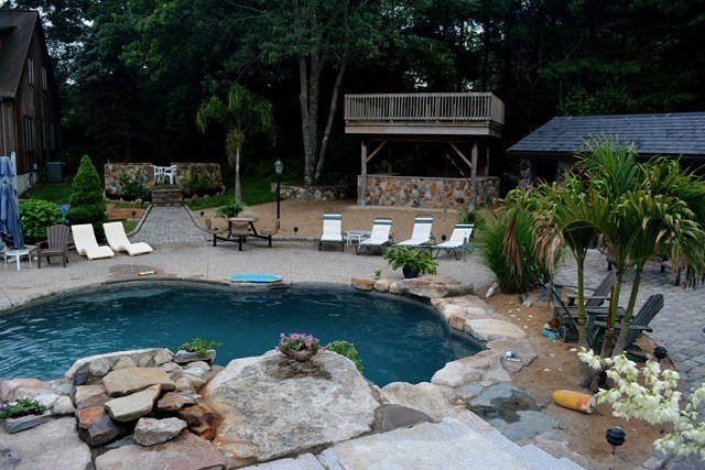 42 Pine Acres Rd, Foxboro