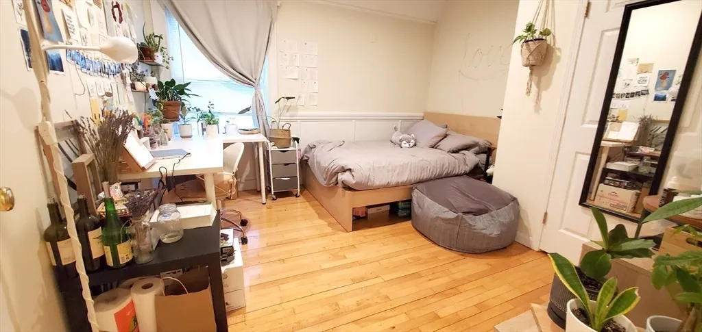 96 Chestnut Hill Ave, Brighton