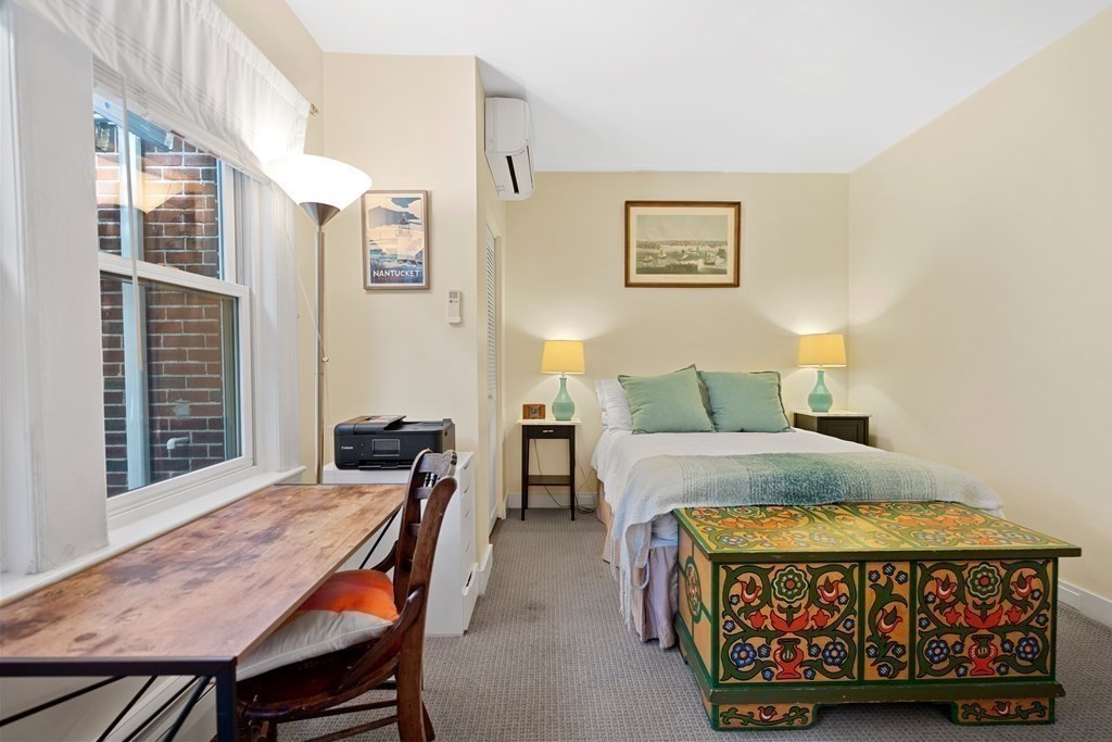 332 Jamaica Way, Jamaica Plain