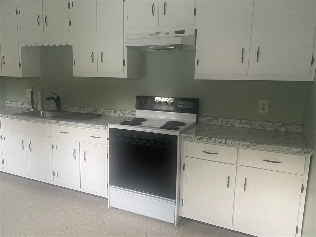 130 Ash St, Marlborough