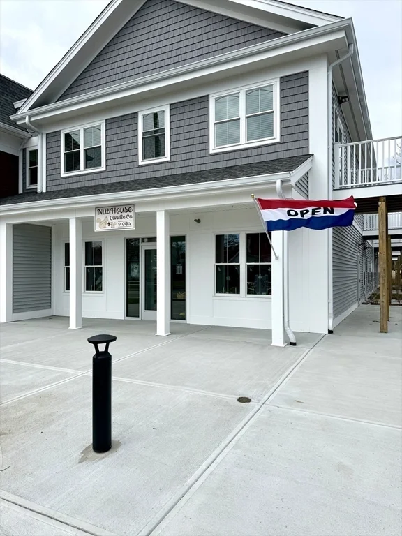 626 Main St, Dennis Port