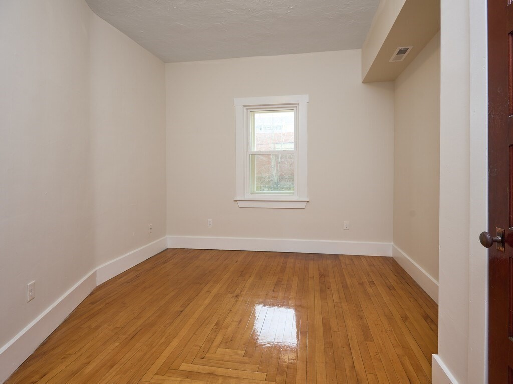 17 Hamilton St, Southbridge