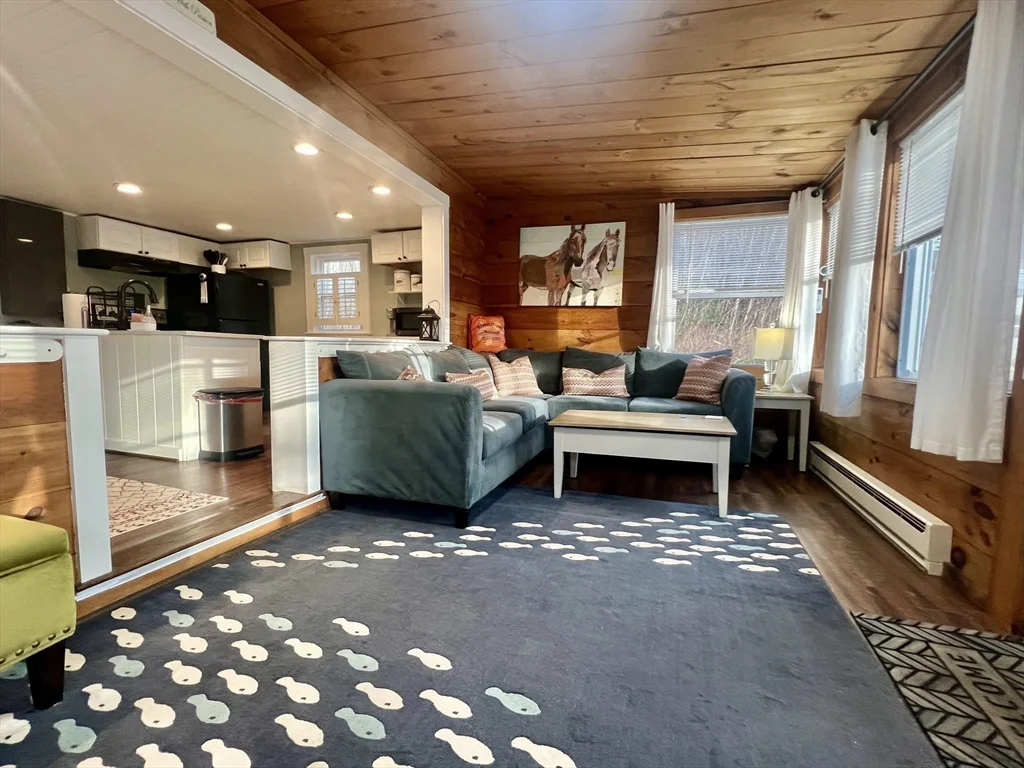 50 Browning Pond Cir, North Spencer