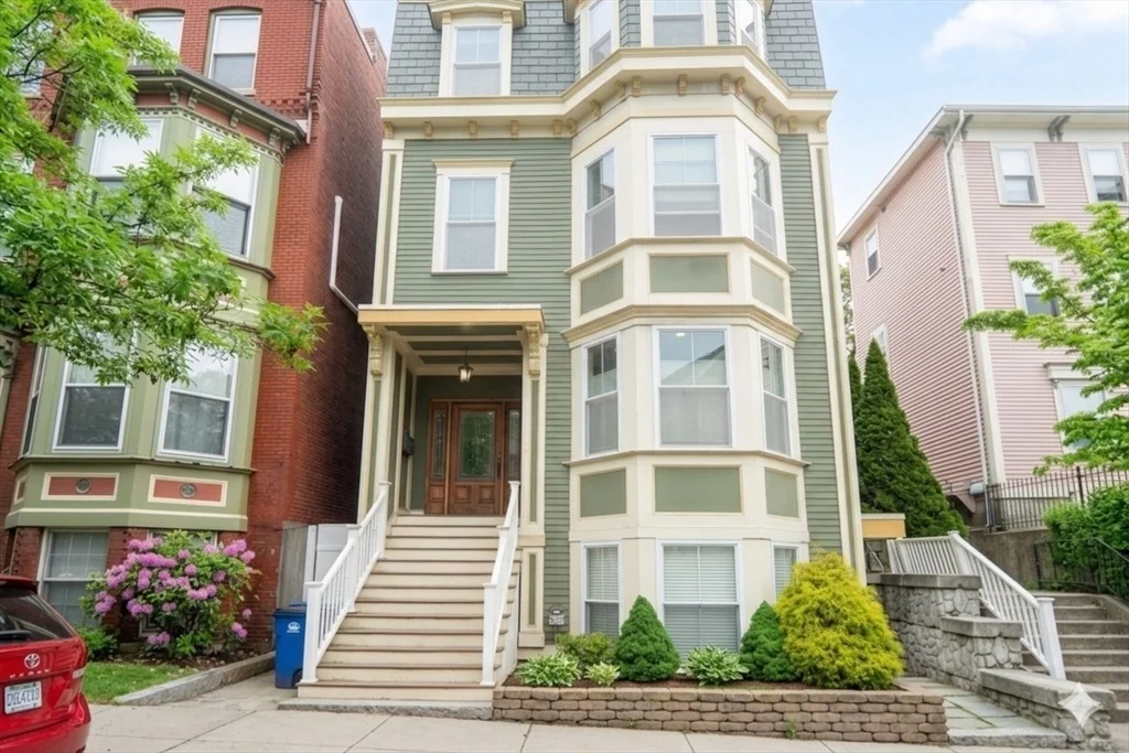 59 Putnam St, East Boston