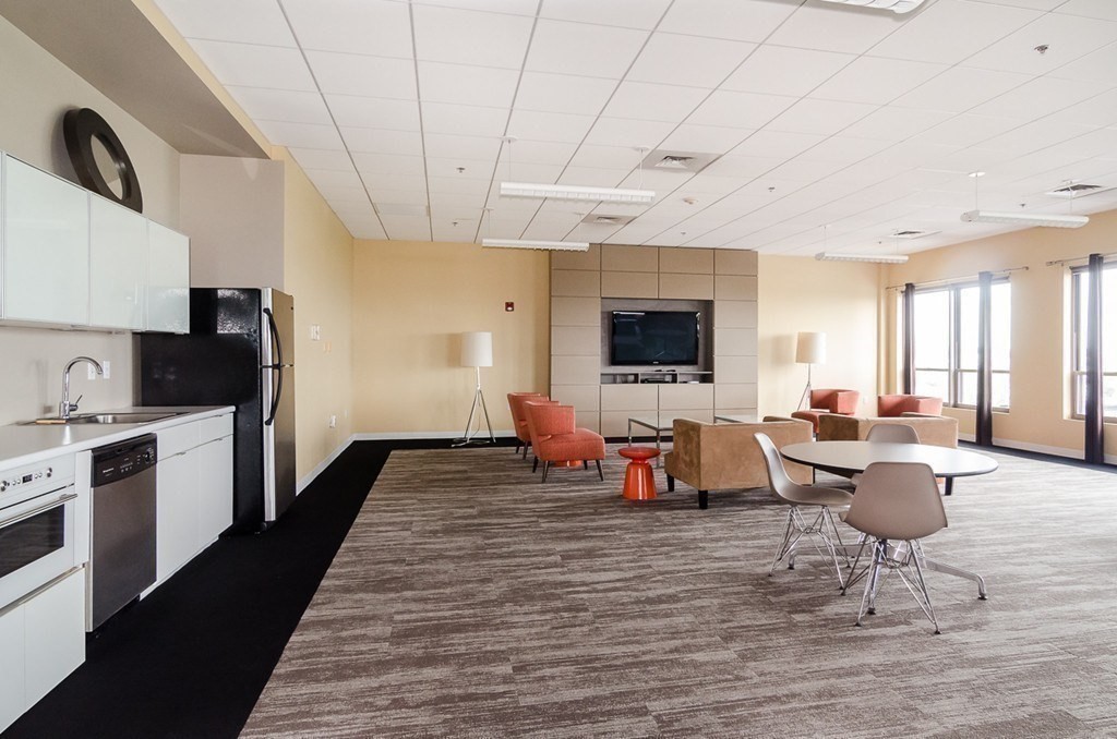 156 Porter St, East Boston