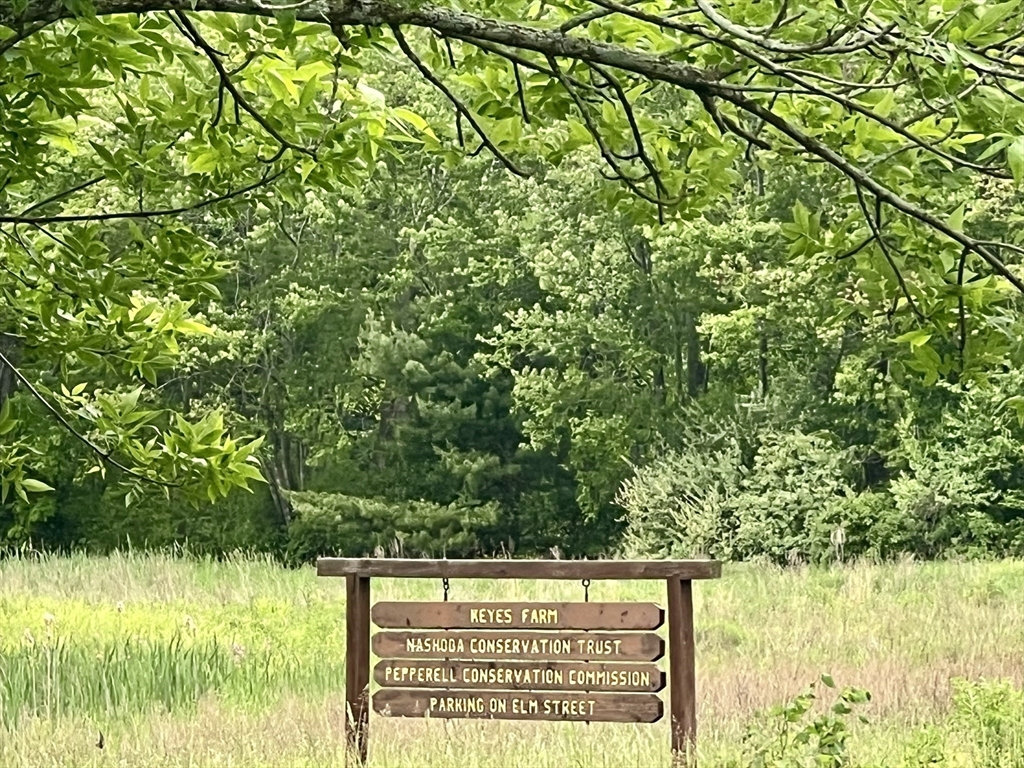 103 Main St, Pepperell