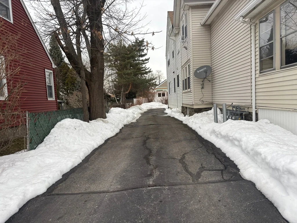 19 Summerhill Ave, Worcester