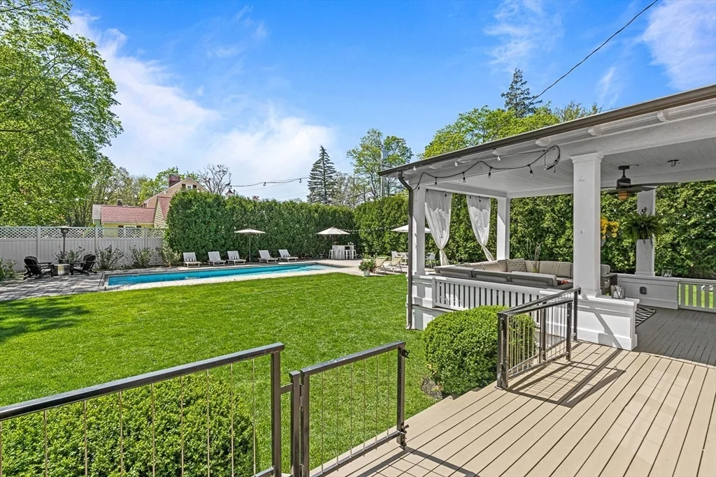 54 Wedgemere Ave, Wedgemere