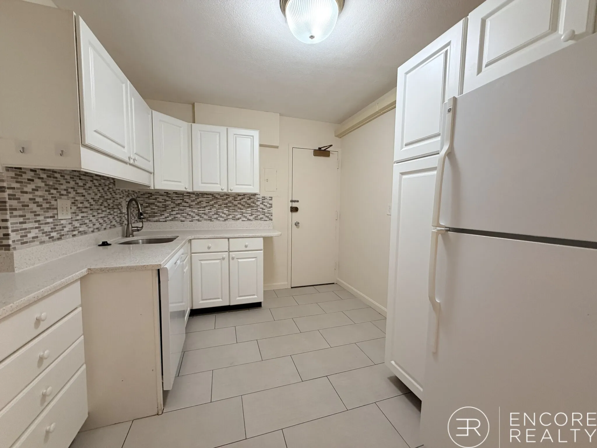 101 Monmouth St, Longwood